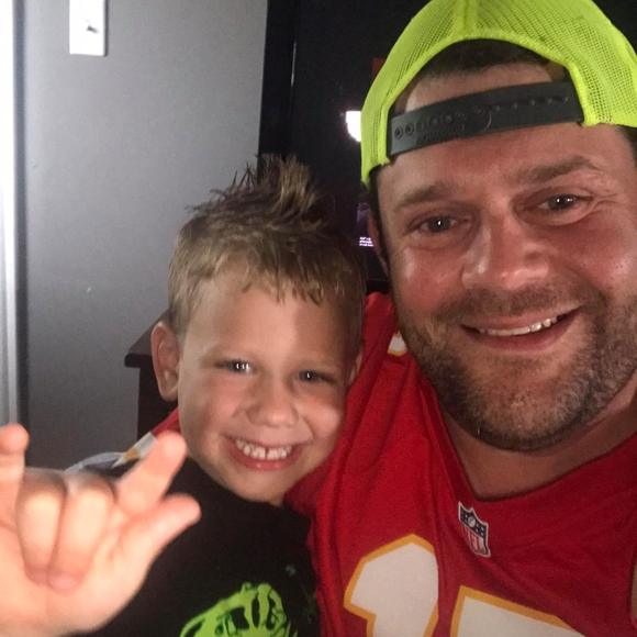 Meet your Posher, Dirk - Picture 1 of 1